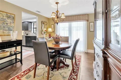 4909 S Elberon Street Tampa FL 33611