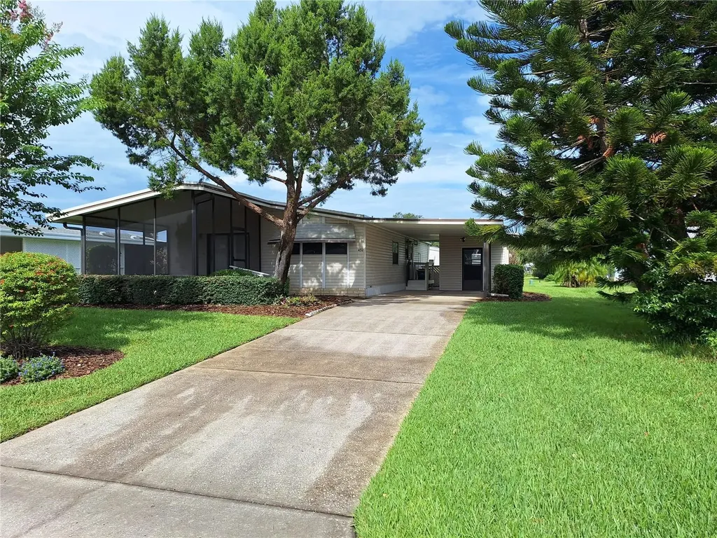 432 Santa Fe Road E Tavares FL 32778