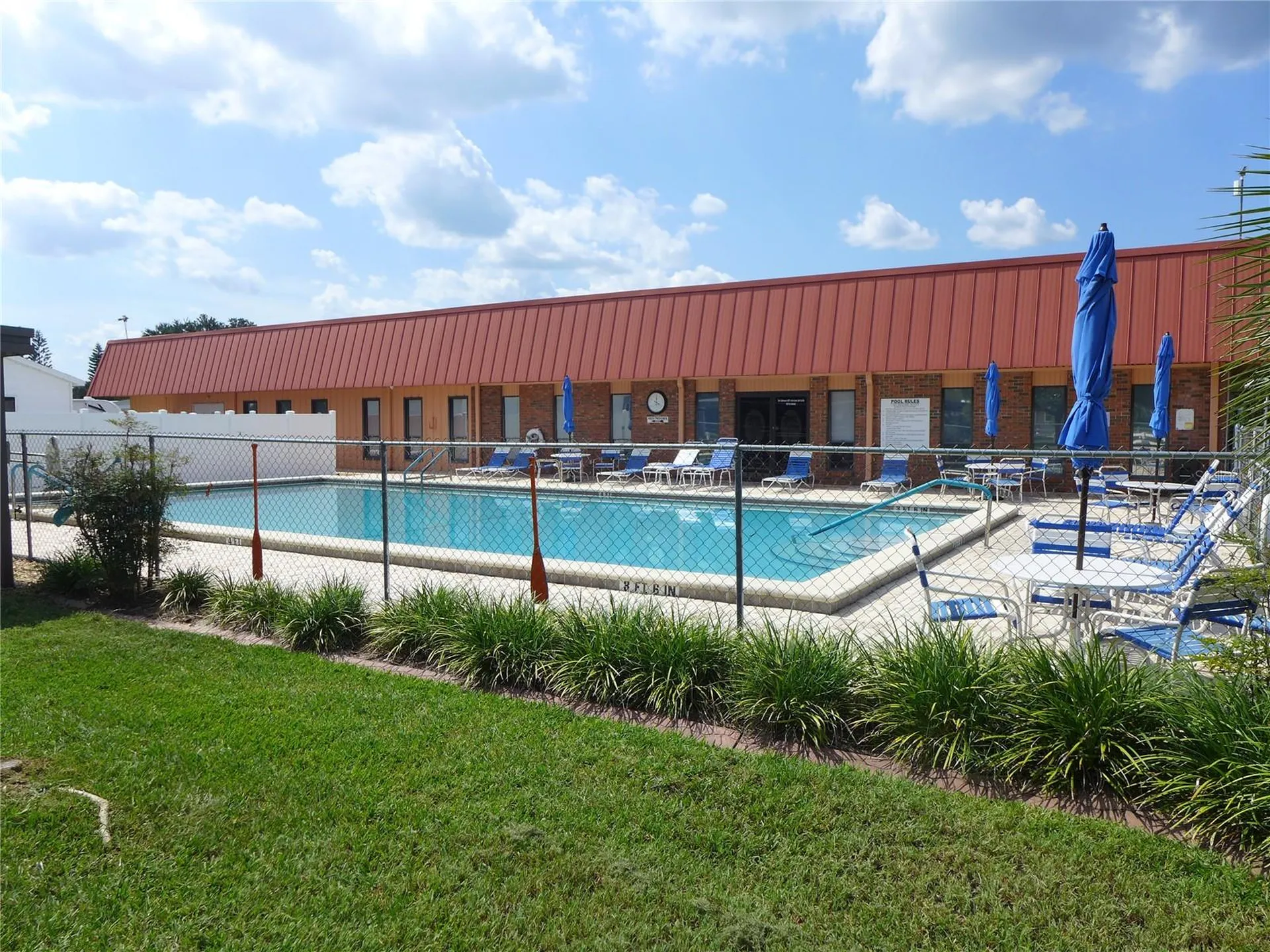 432 Santa Fe Road E Tavares FL 32778