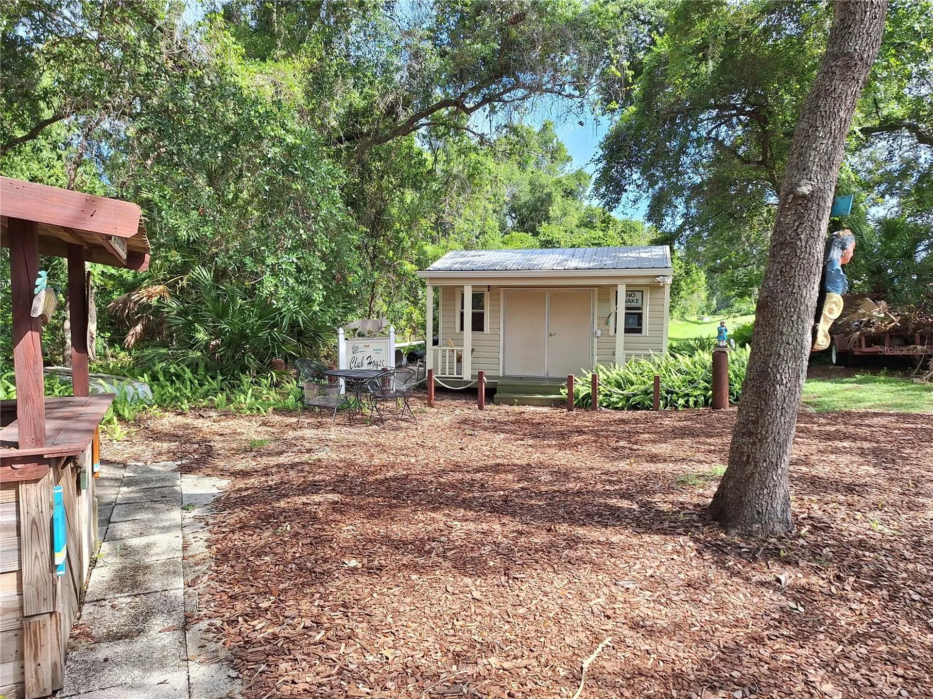 432 Santa Fe Road E Tavares FL 32778