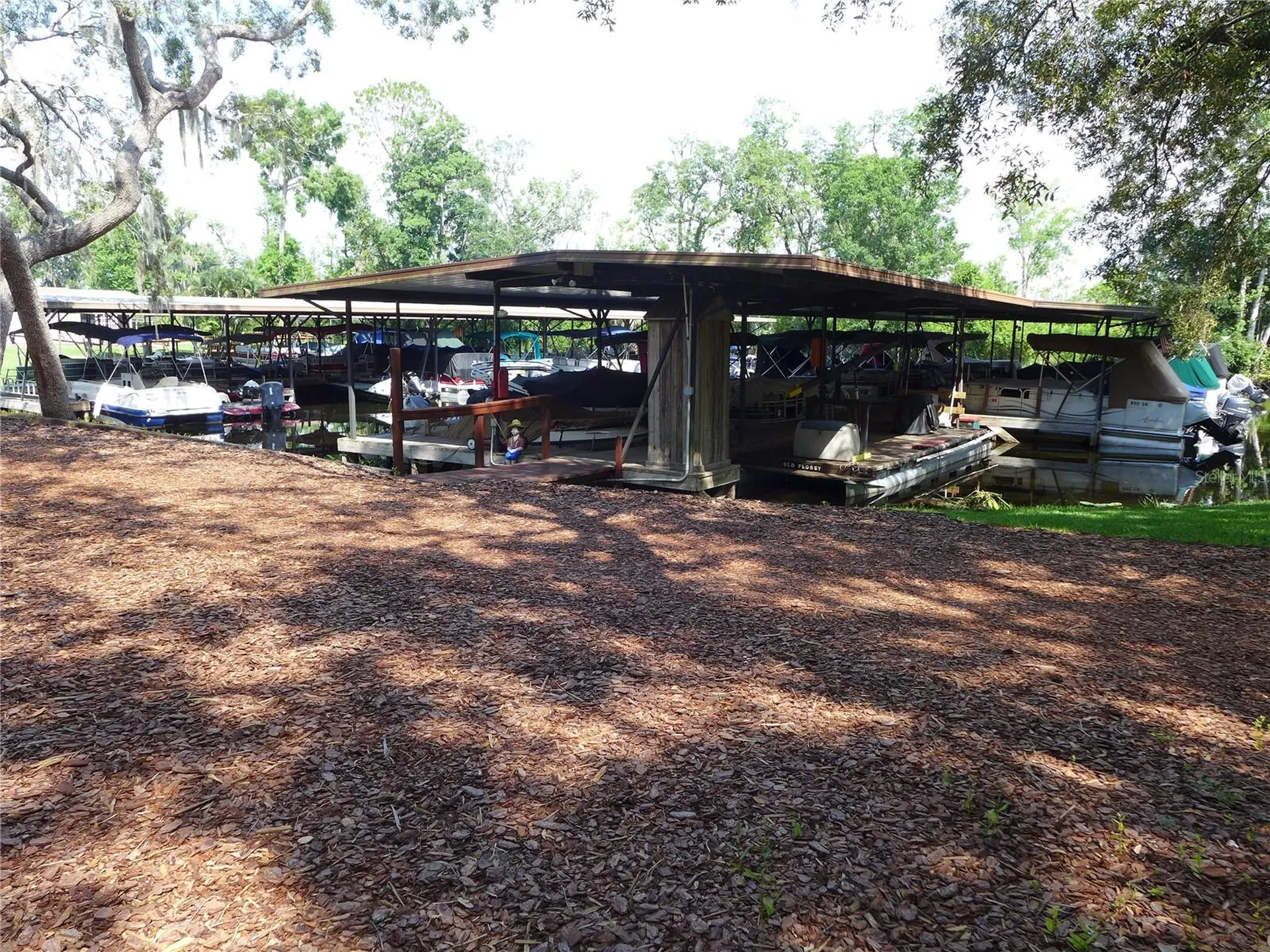 432 Santa Fe Road E Tavares FL 32778