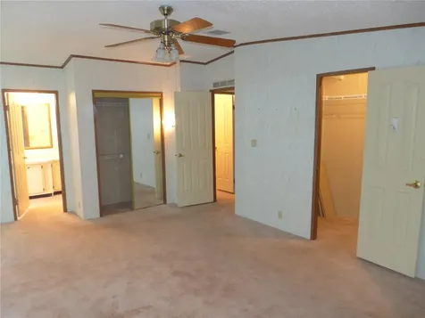 432 Santa Fe Road E Tavares FL 32778