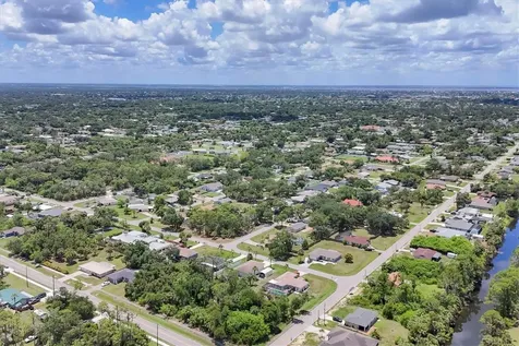 1053 Yarmouth Street Port Charlotte FL 33952