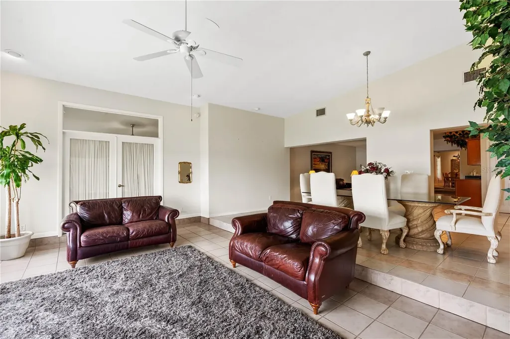 81 N Carol Avenue Mascotte FL 34753