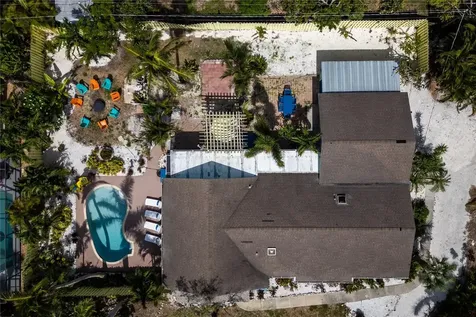 8709 9th Avenue NW Bradenton FL 34209