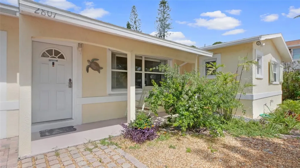 2807 Miriam Street S Gulfport FL 33711