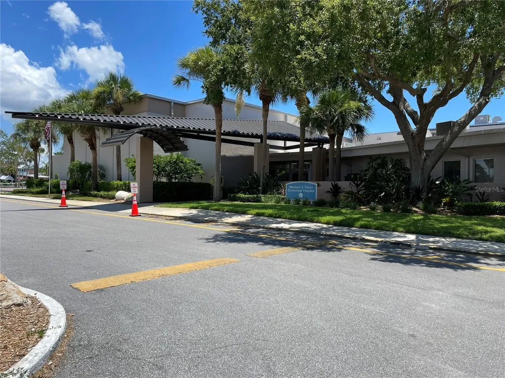 2807 Miriam Street S Gulfport FL 33711