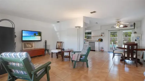 2807 Miriam Street S Gulfport FL 33711