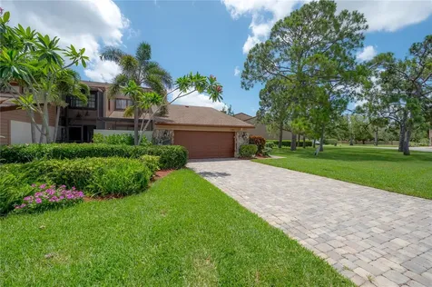 13851 Lake Point Drive Clearwater FL 33762
