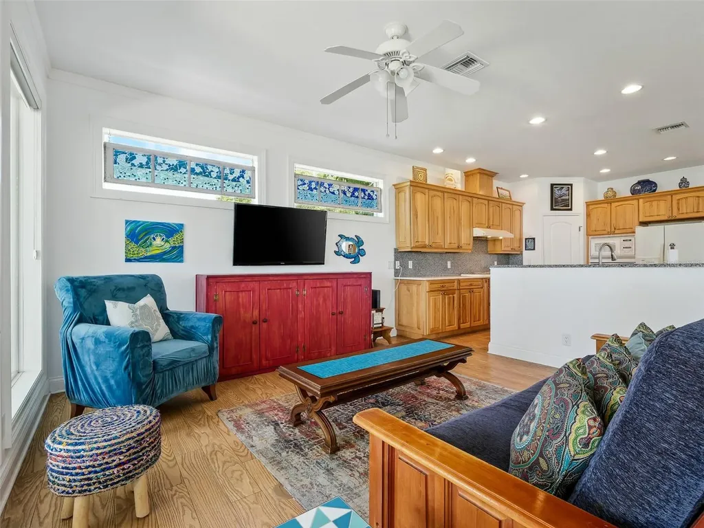 206 S Riverside Drive Edgewater FL 32132