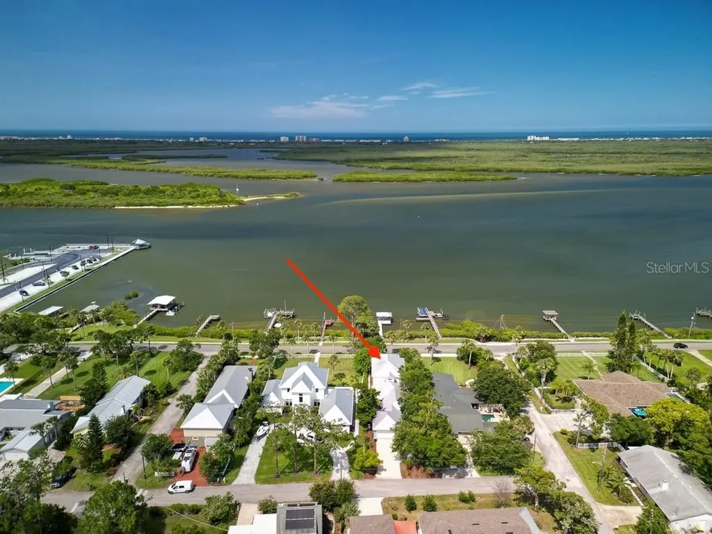 206 S Riverside Drive Edgewater FL 32132