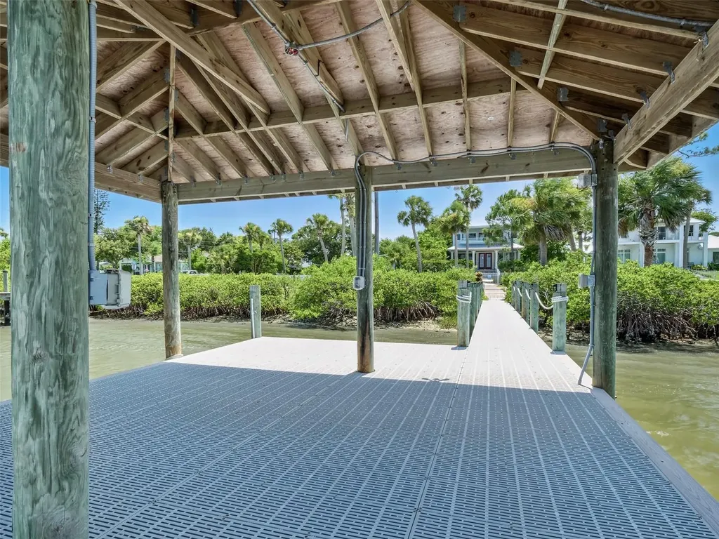 206 S Riverside Drive Edgewater FL 32132