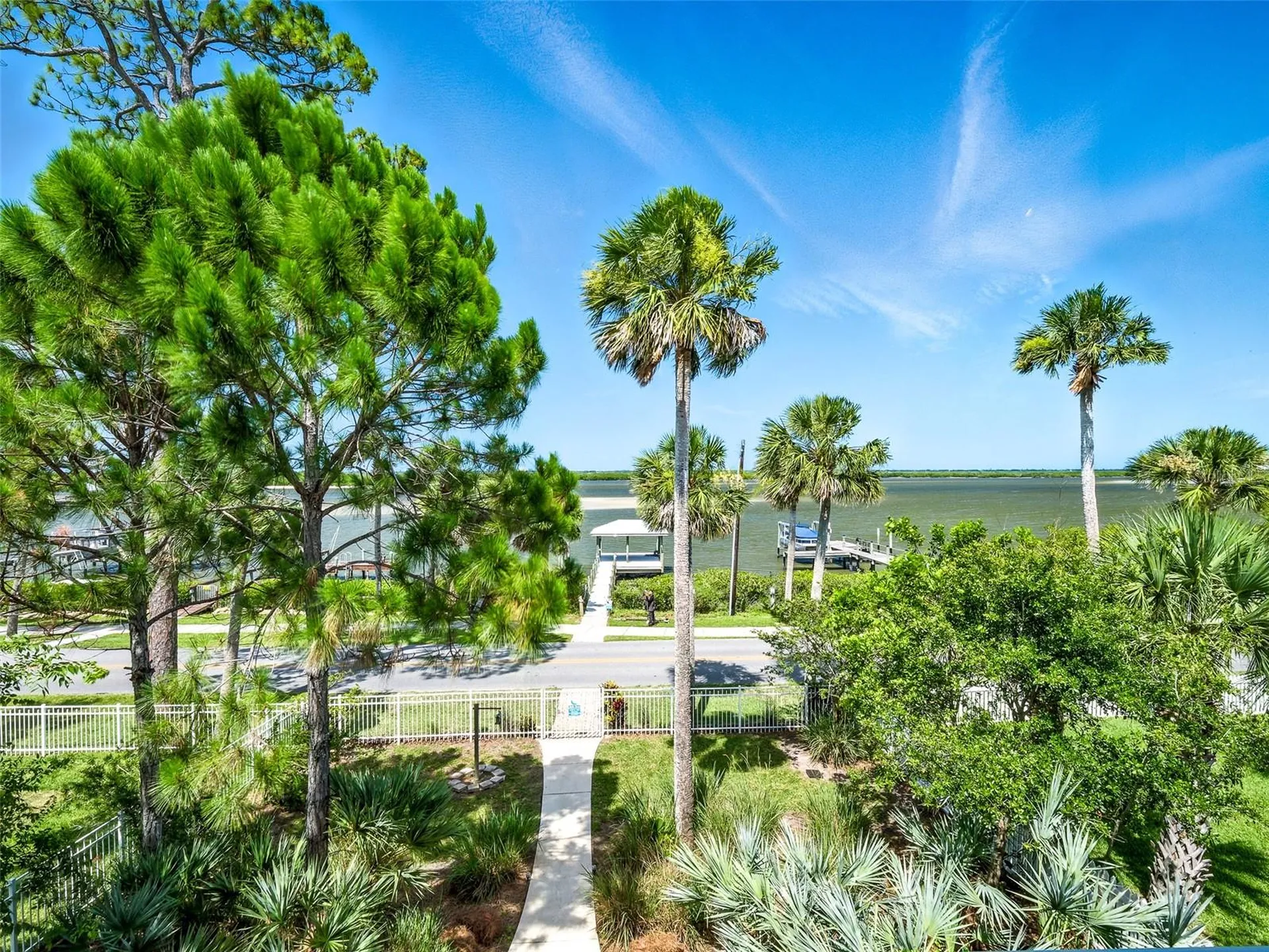 206 S Riverside Drive Edgewater FL 32132