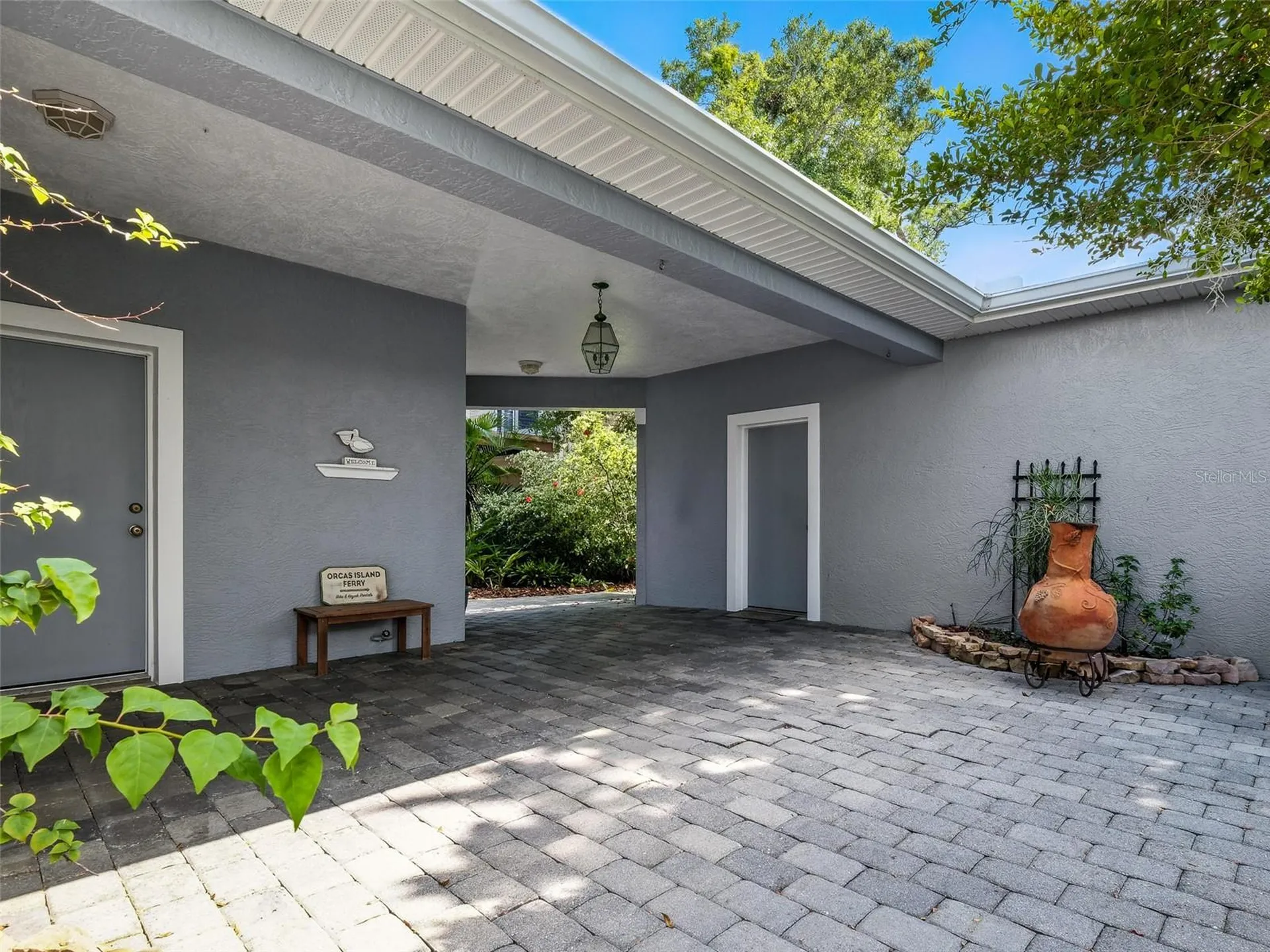 206 S Riverside Drive Edgewater FL 32132
