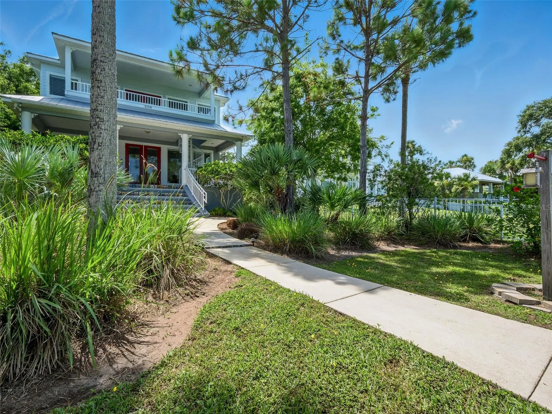206 S Riverside Drive Edgewater FL 32132