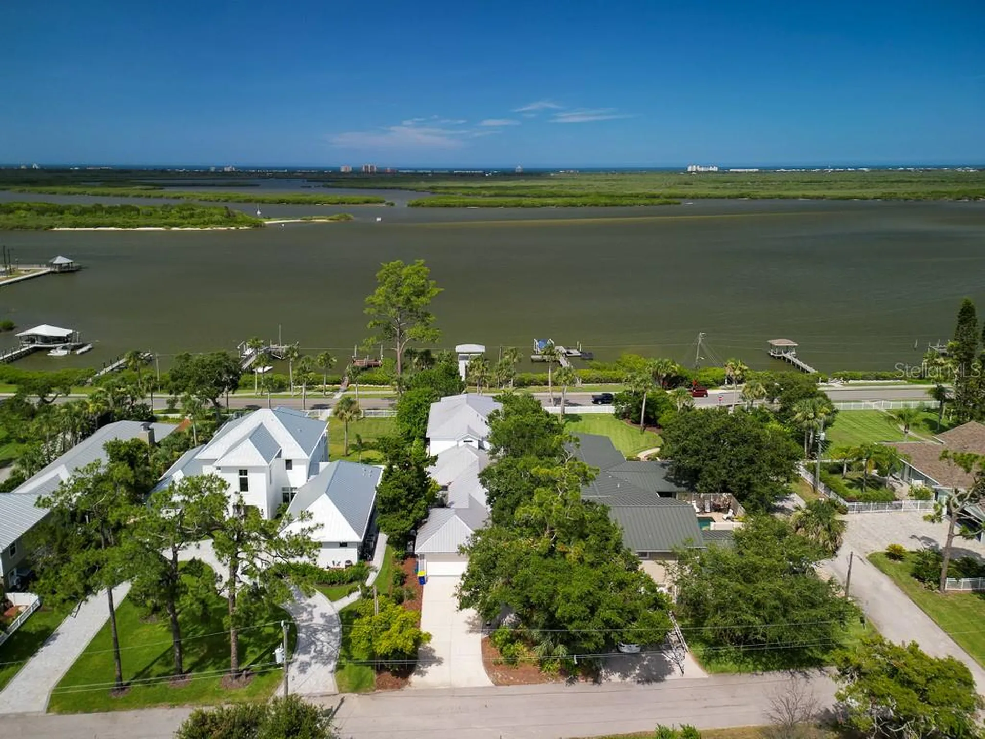 206 S Riverside Drive Edgewater FL 32132