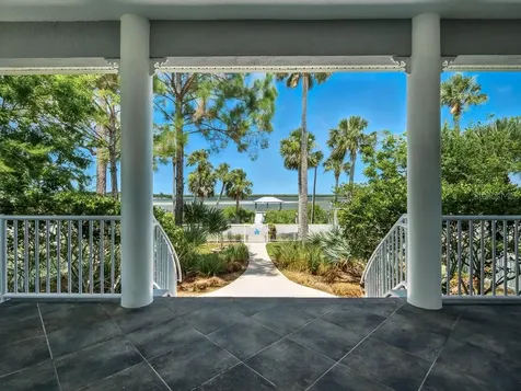 206 S Riverside Drive Edgewater FL 32132