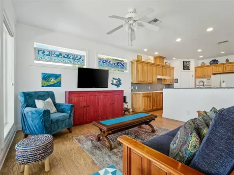 206 S Riverside Drive Edgewater FL 32132