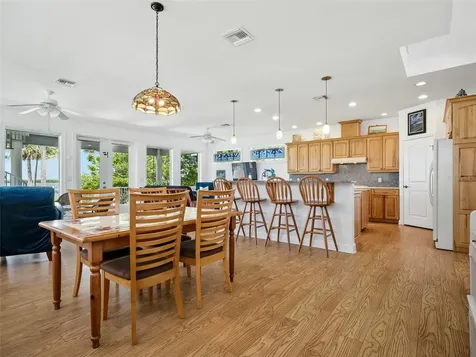 206 S Riverside Drive Edgewater FL 32132
