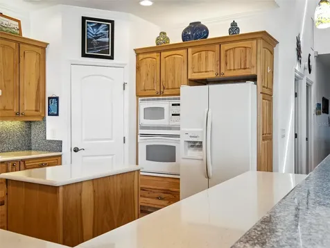 206 S Riverside Drive Edgewater FL 32132