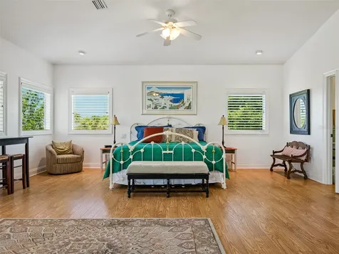 206 S Riverside Drive Edgewater FL 32132
