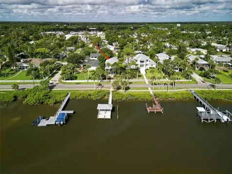 206 S Riverside Drive Edgewater FL 32132