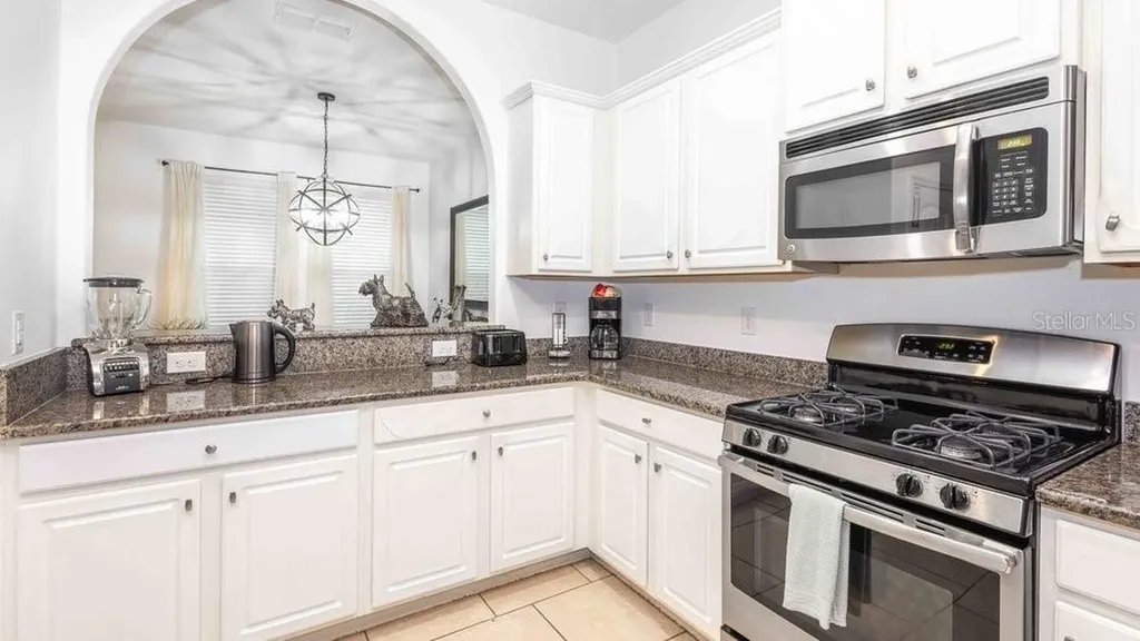 5168 Oakbourne Avenue Davenport FL 33837