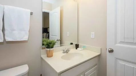 5168 Oakbourne Avenue Davenport FL 33837