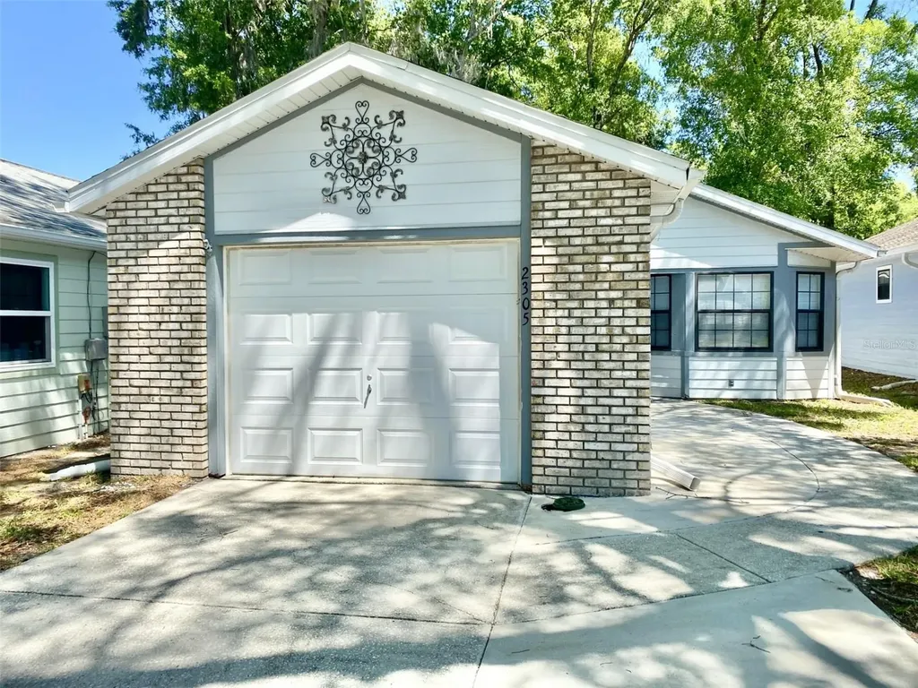 2305 NE 40th Avenue Ocala FL 34470