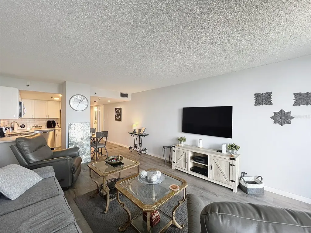 400 E Colonial Drive Orlando FL 32803
