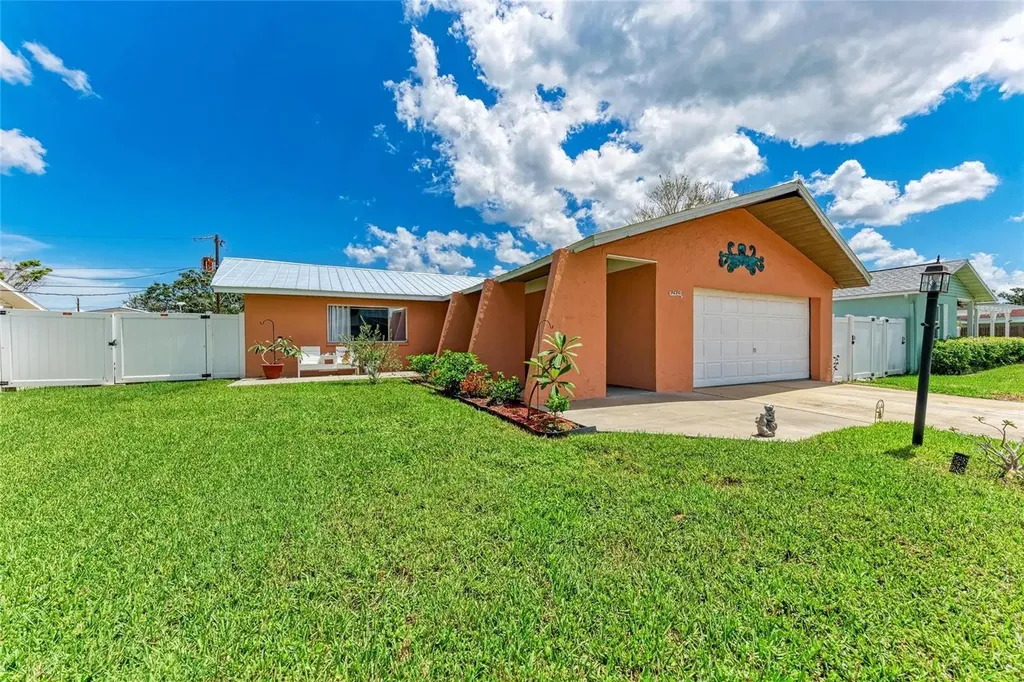 2406 15th Street W Palmetto FL 34221