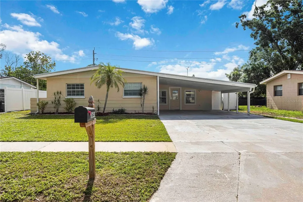 3641 Stokes Drive Sarasota FL 34232