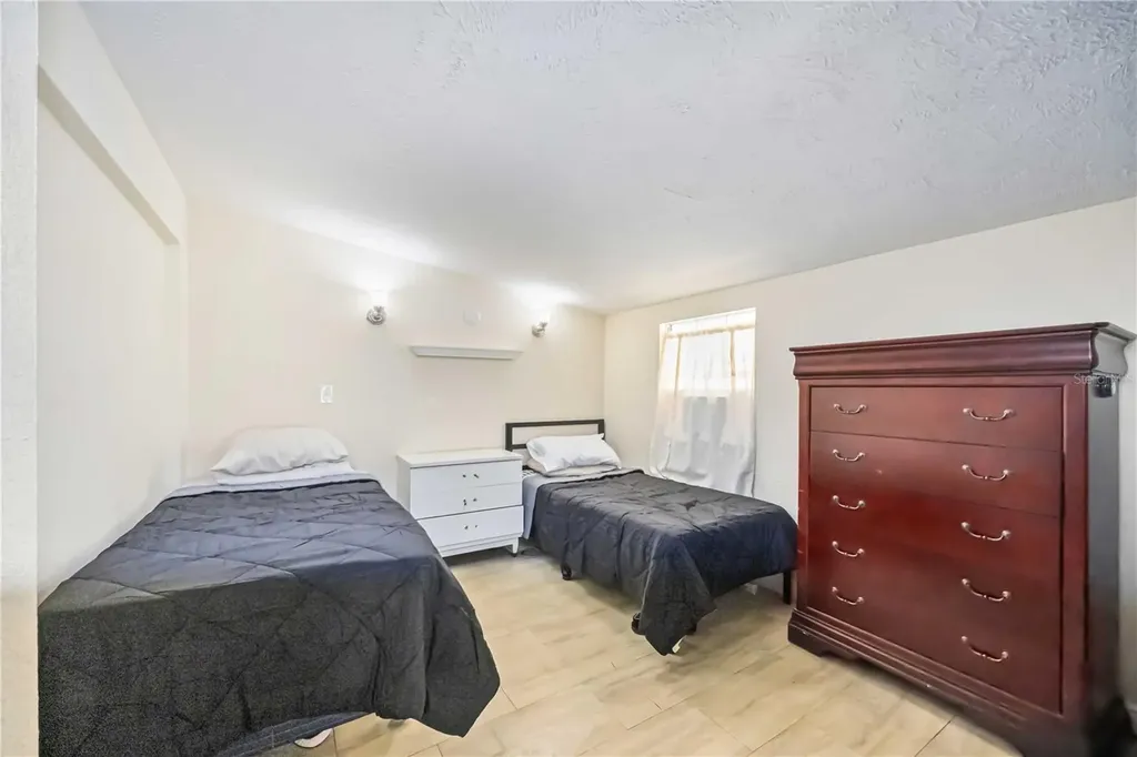 3641 Stokes Drive Sarasota FL 34232