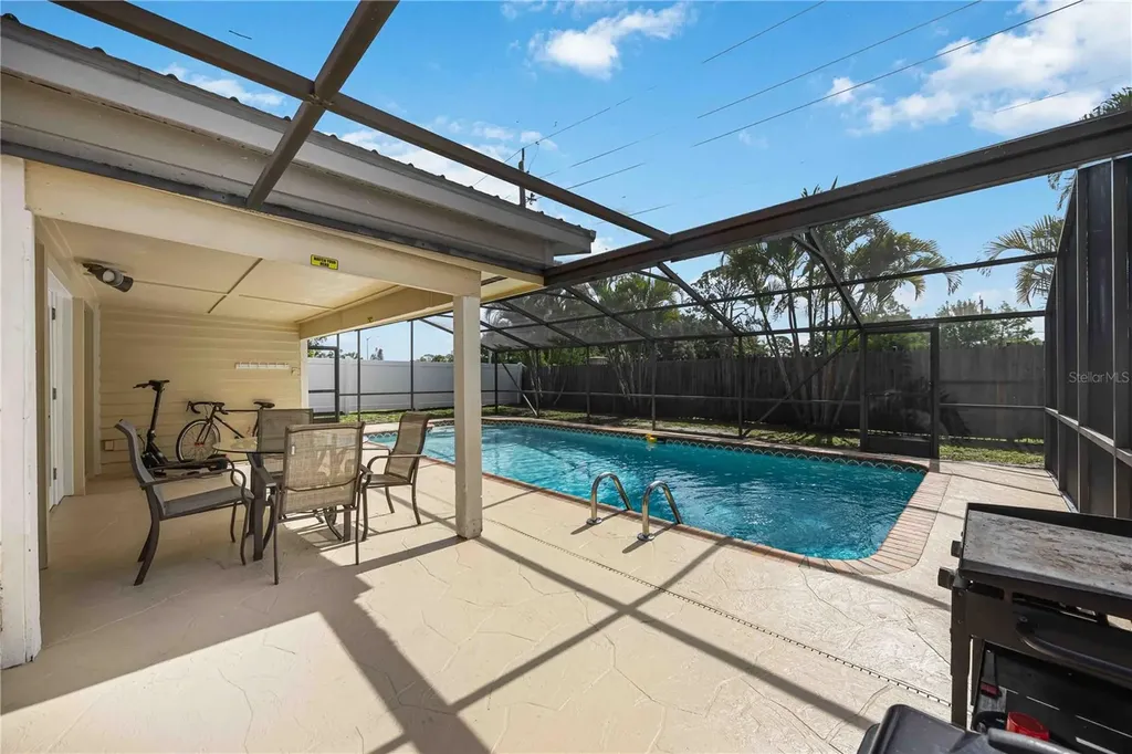 3641 Stokes Drive Sarasota FL 34232