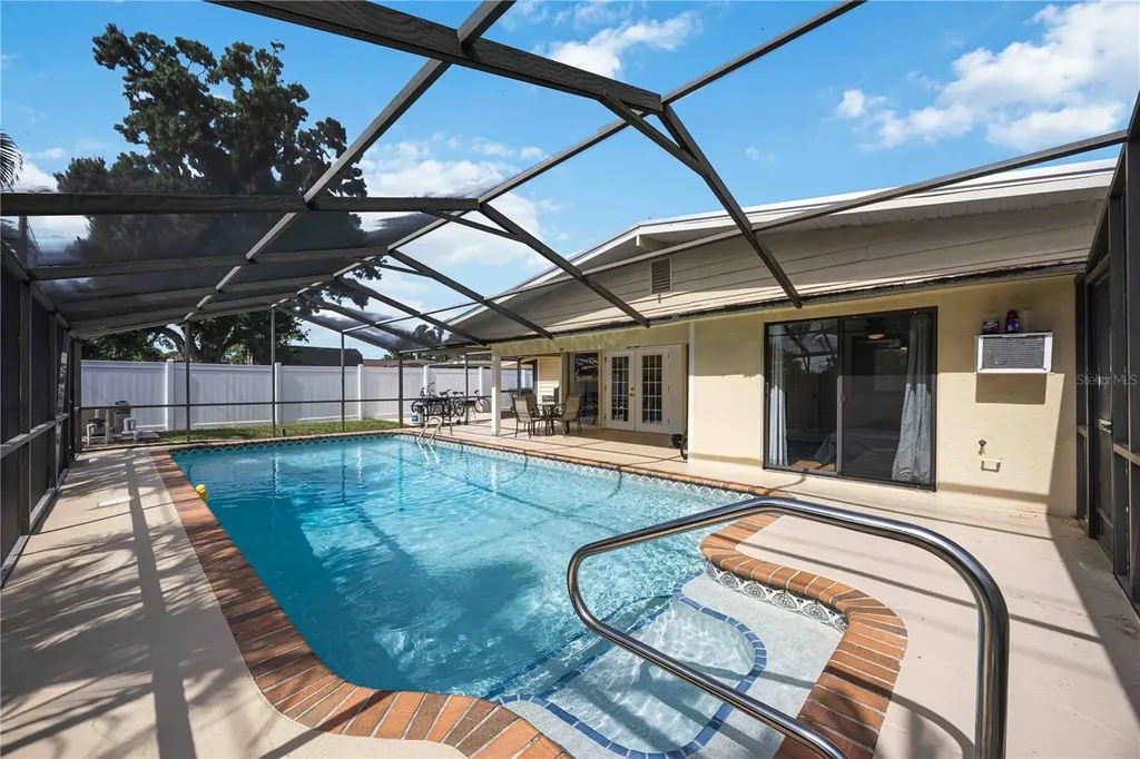 3641 Stokes Drive Sarasota FL 34232