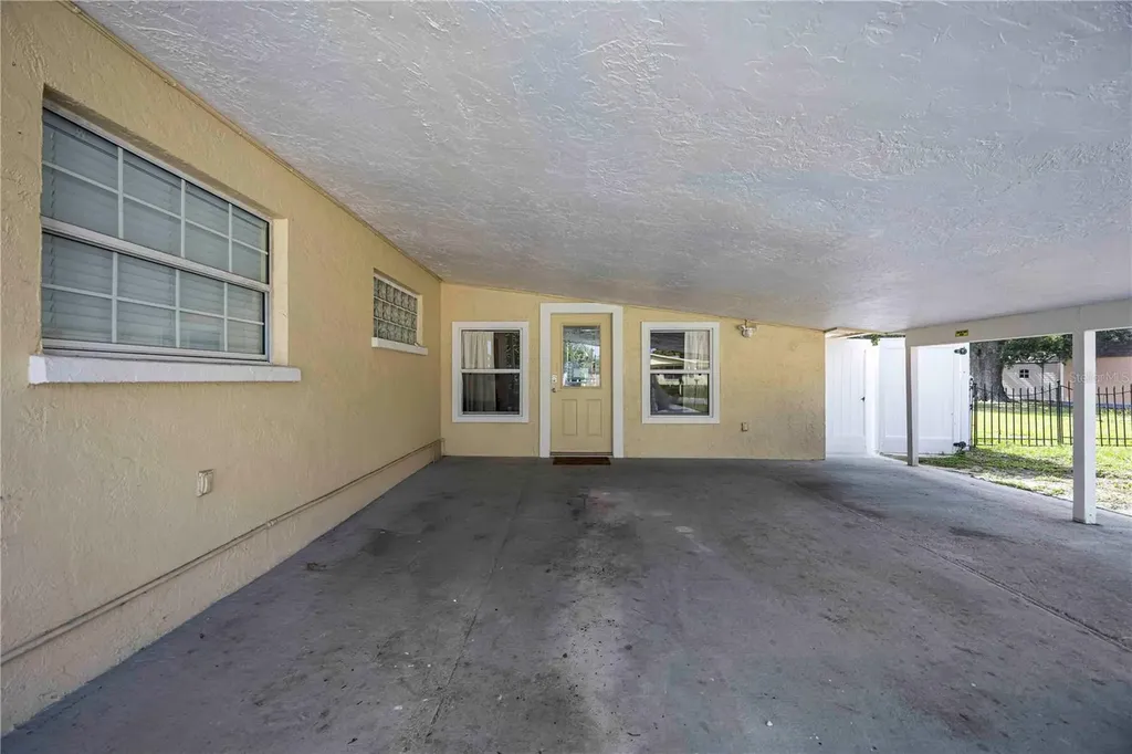 3641 Stokes Drive Sarasota FL 34232