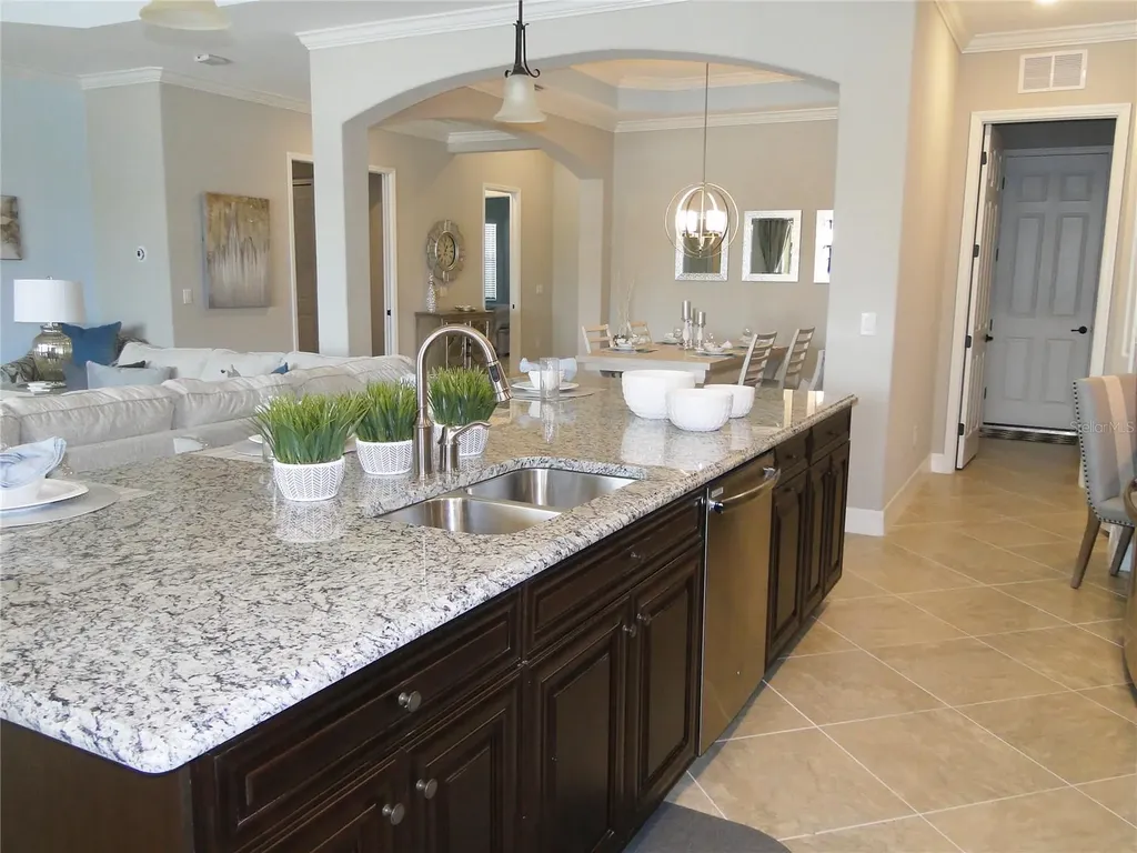 16808 Bwana Place Bradenton FL 34211
