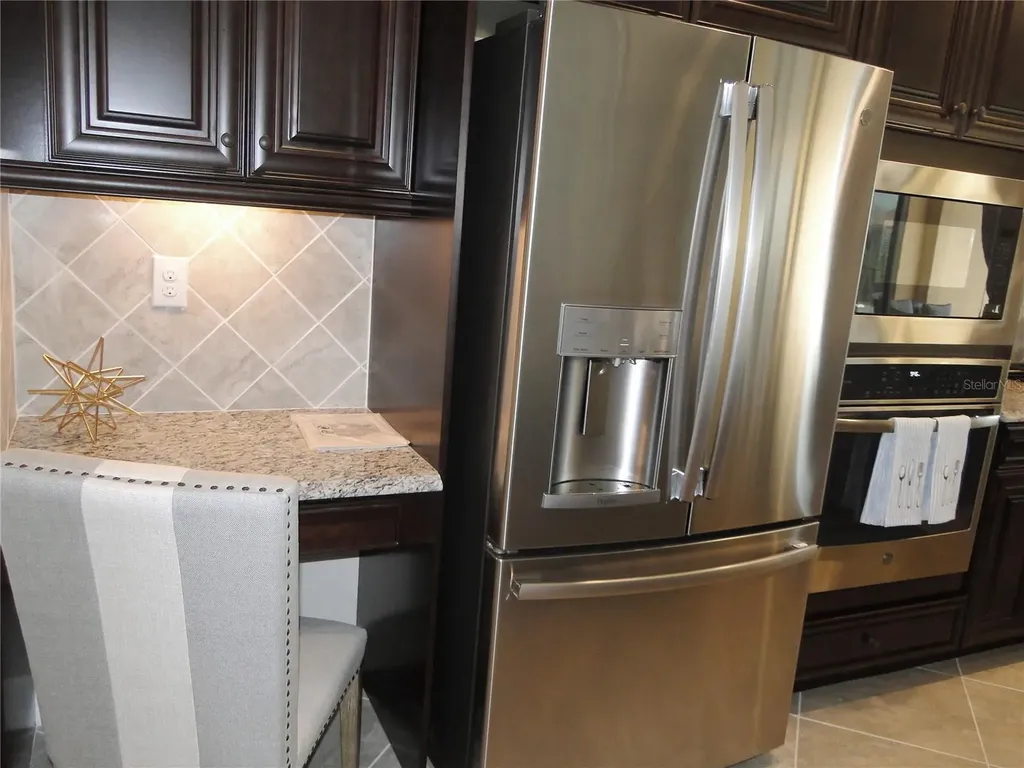 16808 Bwana Place Bradenton FL 34211