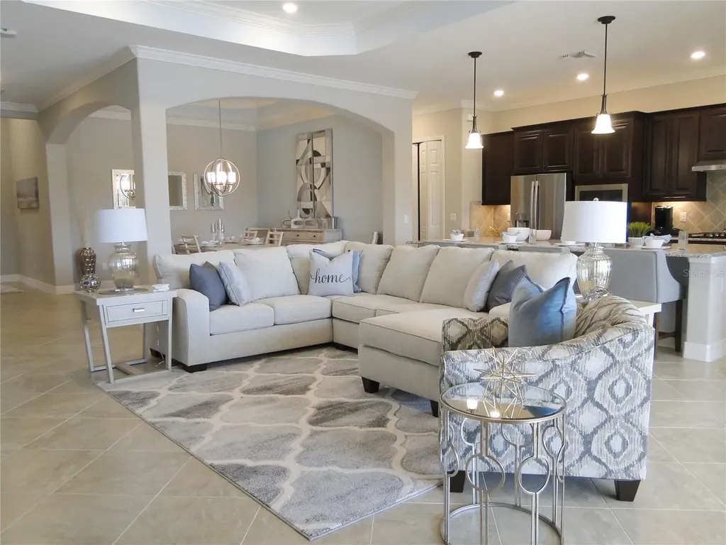 16808 Bwana Place Bradenton FL 34211