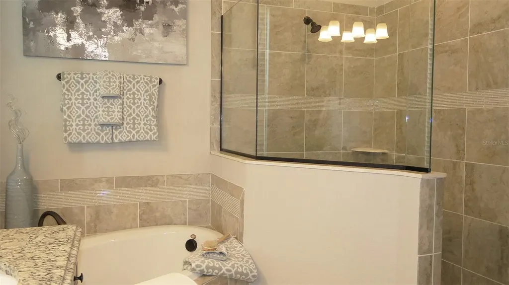 16808 Bwana Place Bradenton FL 34211