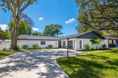 8010 W Hiawatha Street Tampa FL 33615