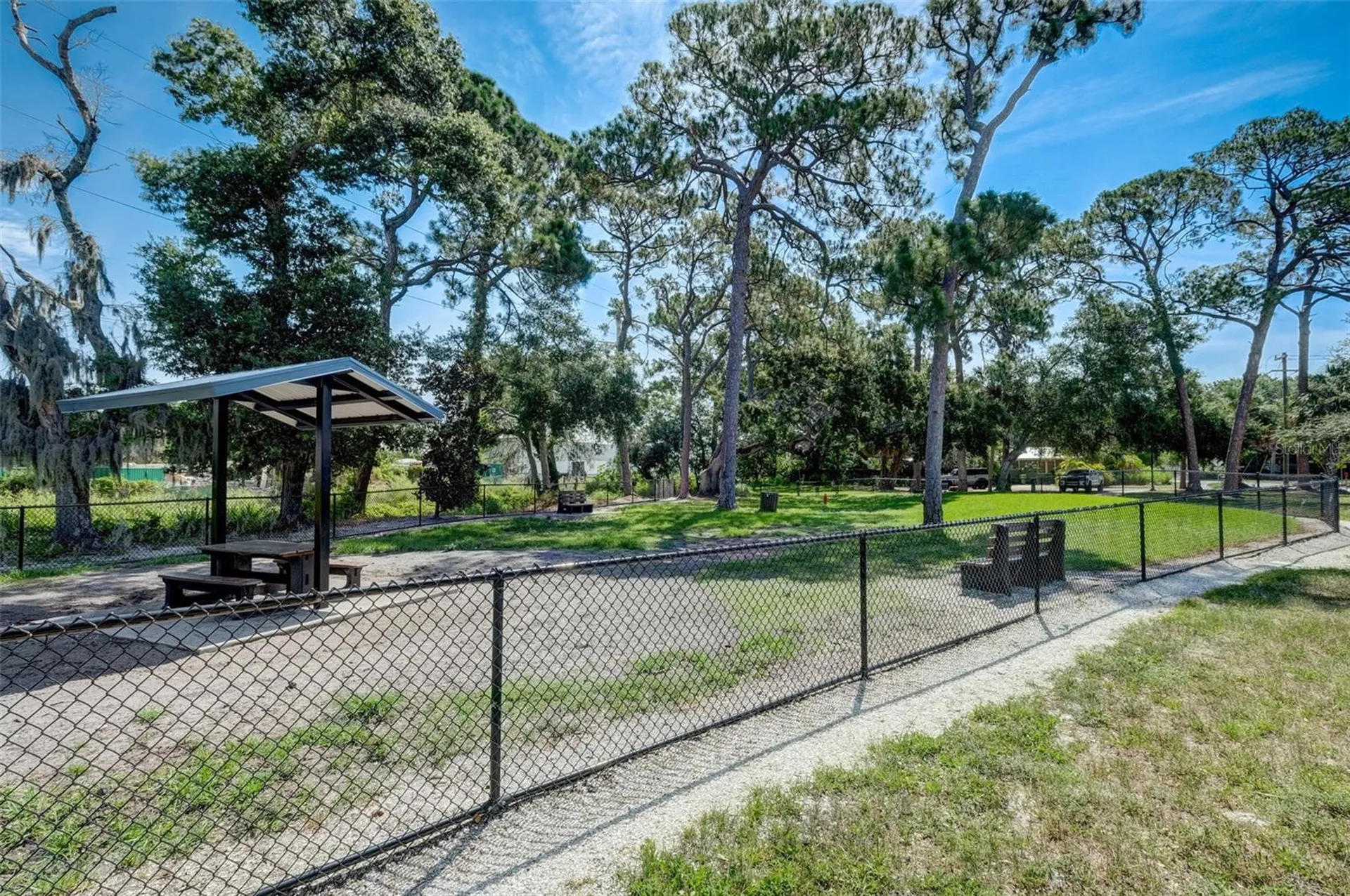 2050-2026 10th Sarasota FL 34237