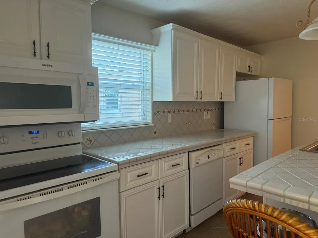 5106 Gateway Drive Tampa FL 33615