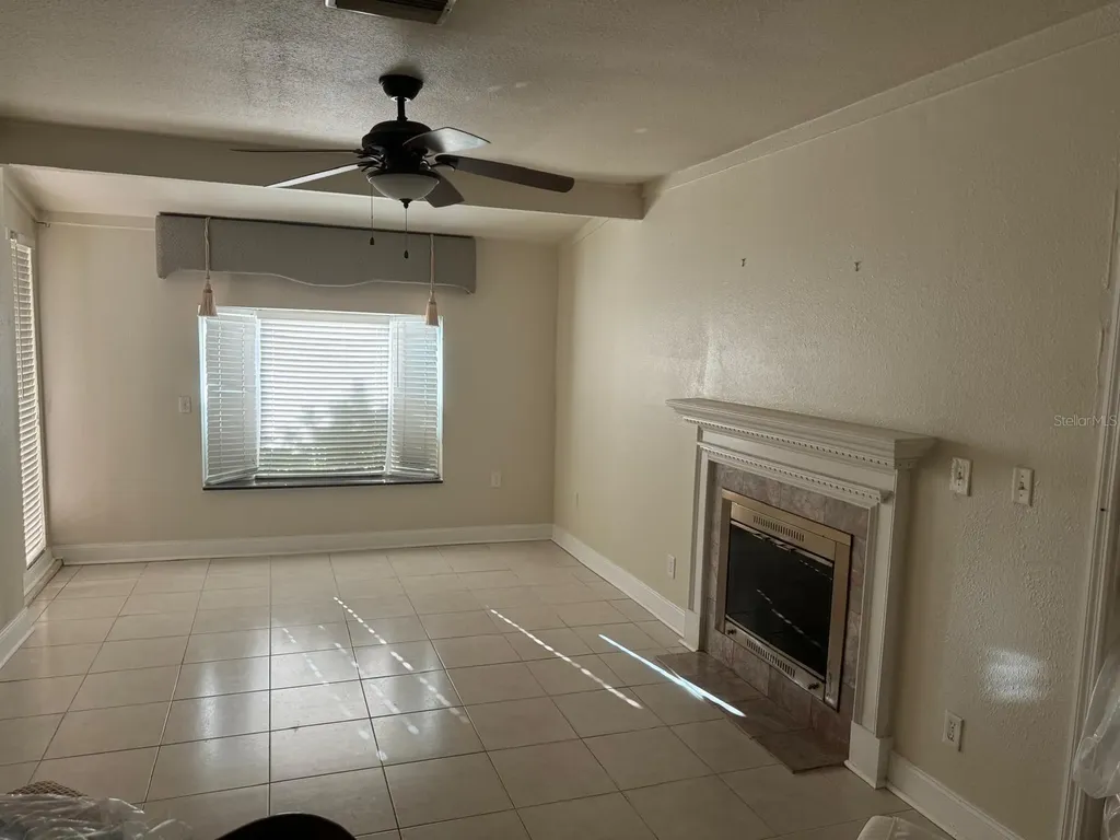 5106 Gateway Drive Tampa FL 33615