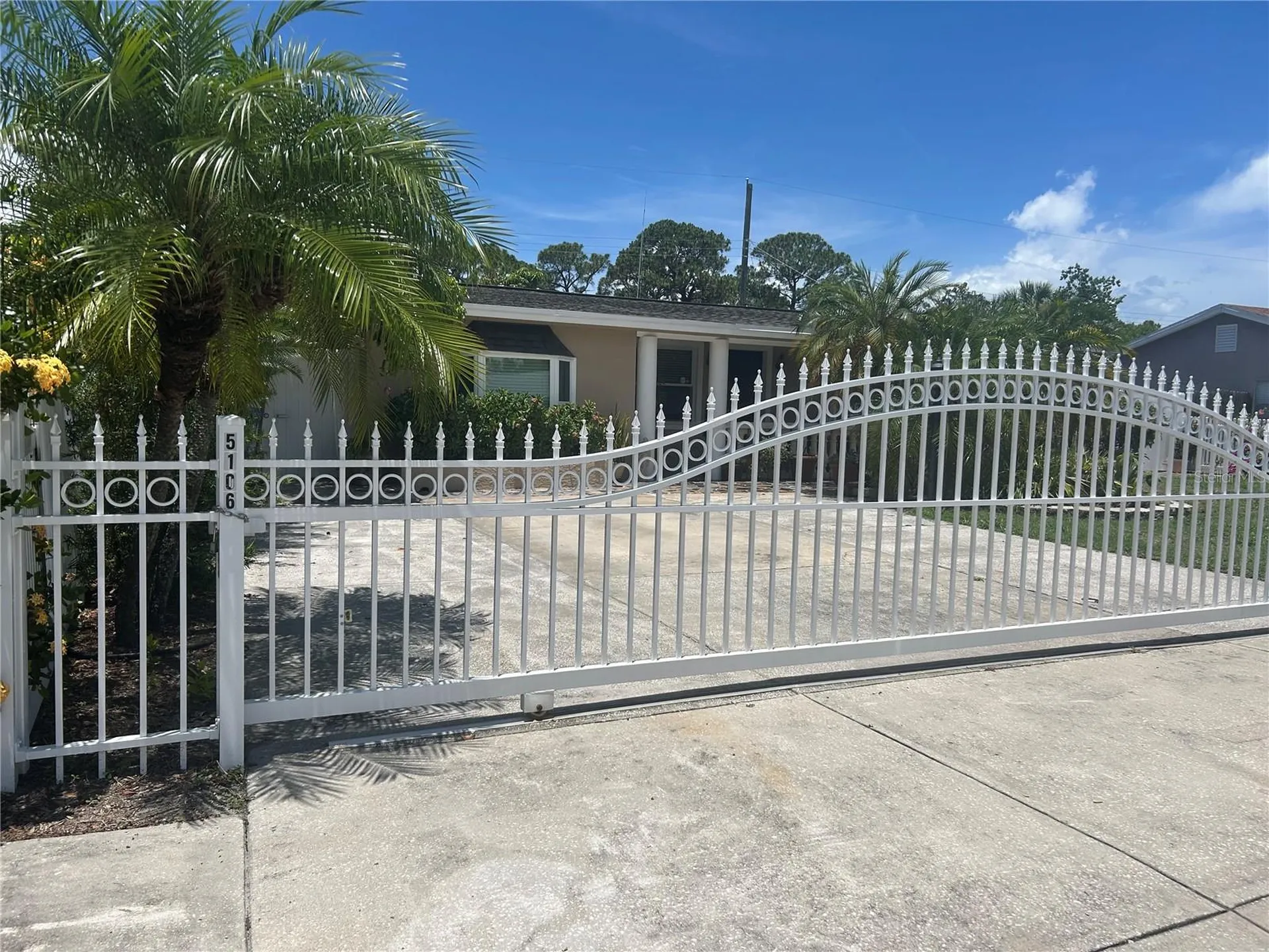 5106 Gateway Drive Tampa FL 33615