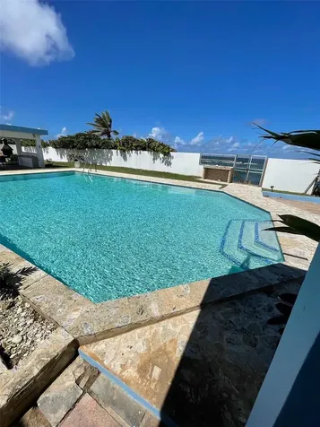 681 N Km 11.7 Islote Arecibo PR 00612