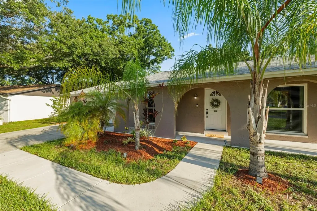 4307 Foxglen Lane Tampa FL 33624