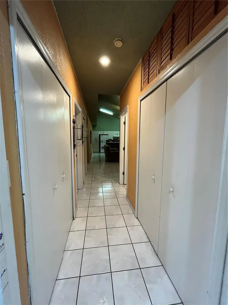 306 Aylesbury Court Kissimmee FL 34758