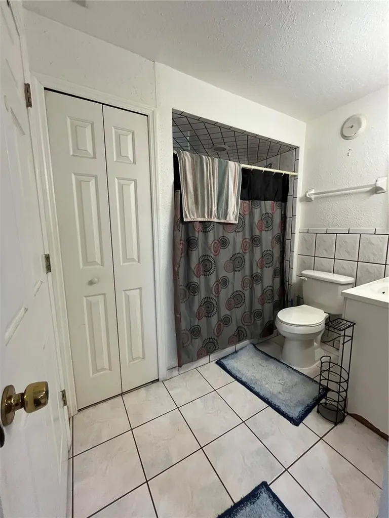 306 Aylesbury Court Kissimmee FL 34758