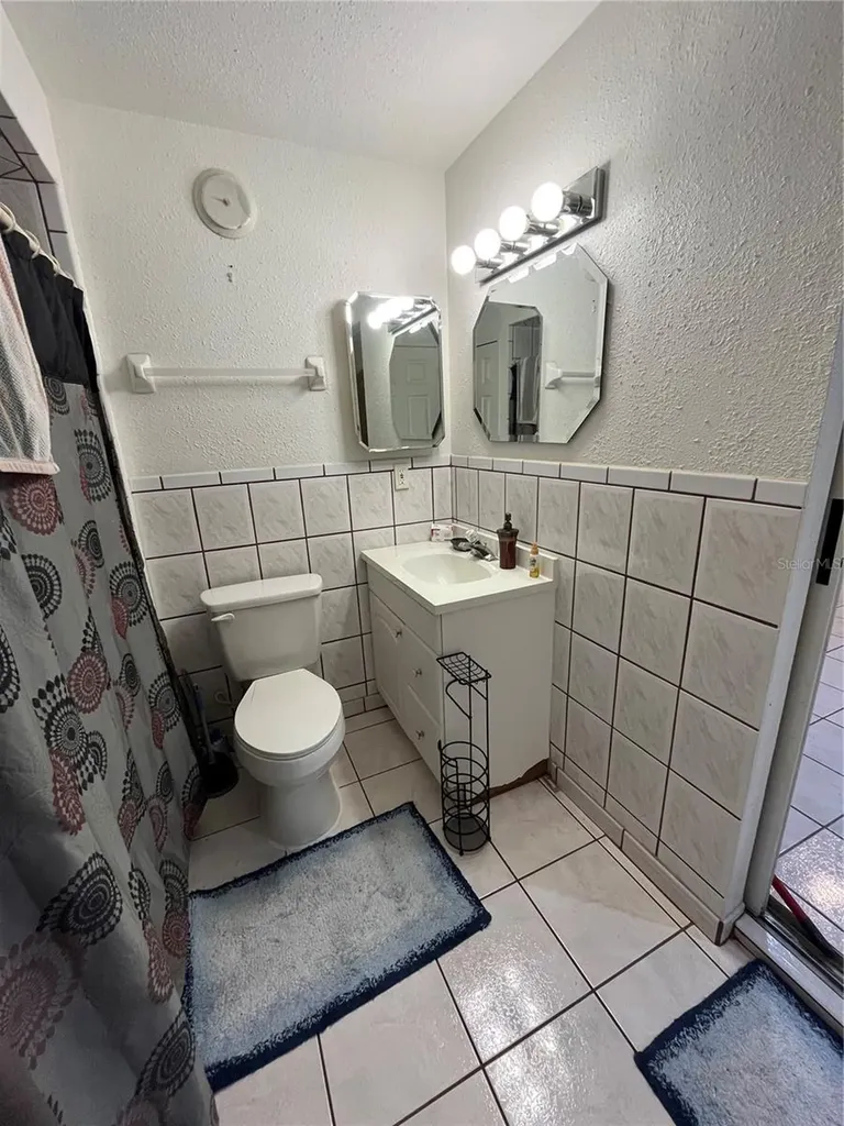 306 Aylesbury Court Kissimmee FL 34758